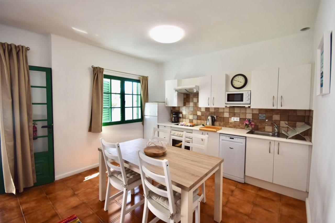 Terracitas 3 Hiru , Coqueto Bungalow Con Ac , Terraza Y Piscina Comunitaria Playa Blanca  Eksteriør bilde