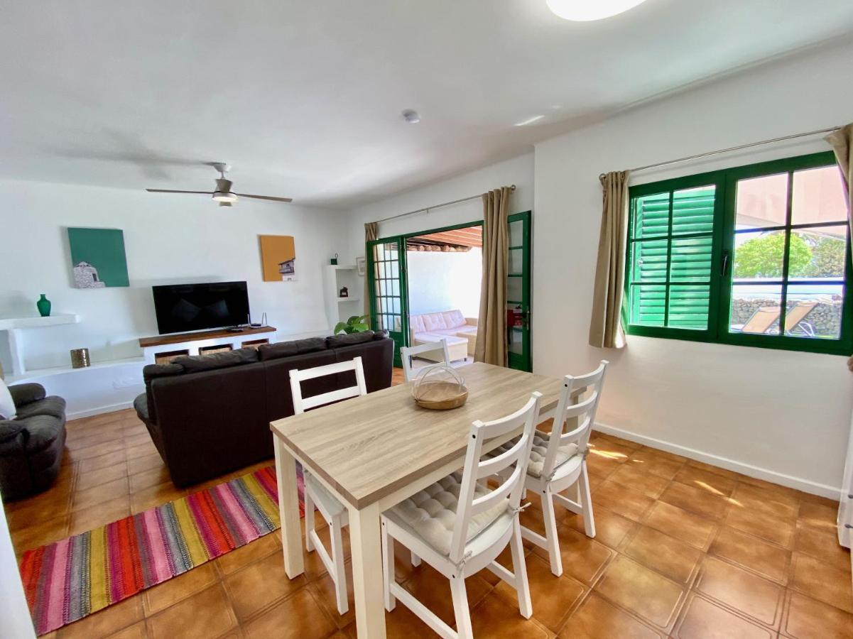 Terracitas 3 Hiru , Coqueto Bungalow Con Ac , Terraza Y Piscina Comunitaria Playa Blanca  Eksteriør bilde